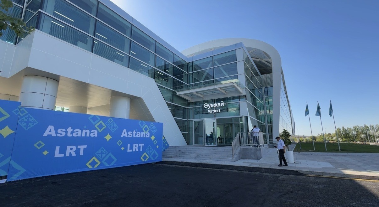 astanada hafif rayli sistem hizmete acildi 13 5bMlB5aS