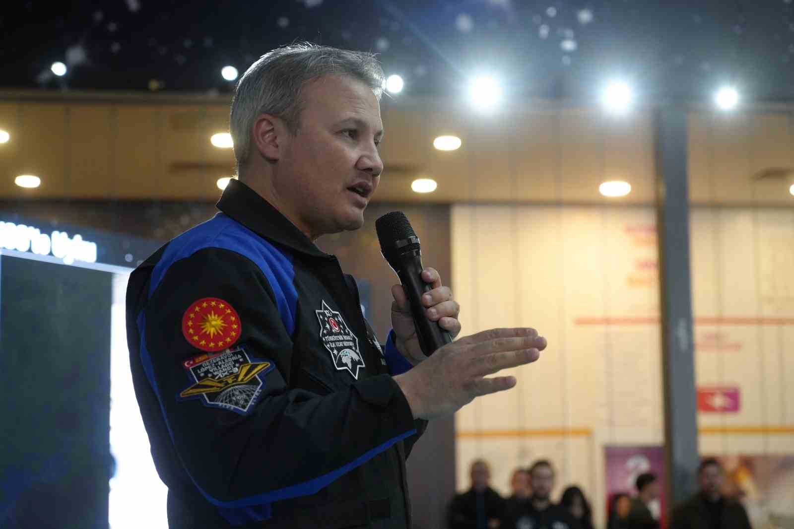 astronot alper gezeravci 2027de aya erisim noktasinda koyulmus hedefimiz var 14 wgvFWm9q