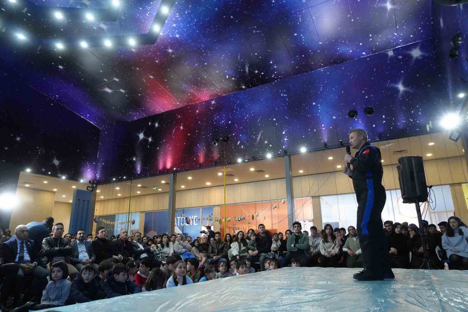 astronot alper gezeravci 2027de aya erisim noktasinda koyulmus hedefimiz var 2 bDmT9PBd