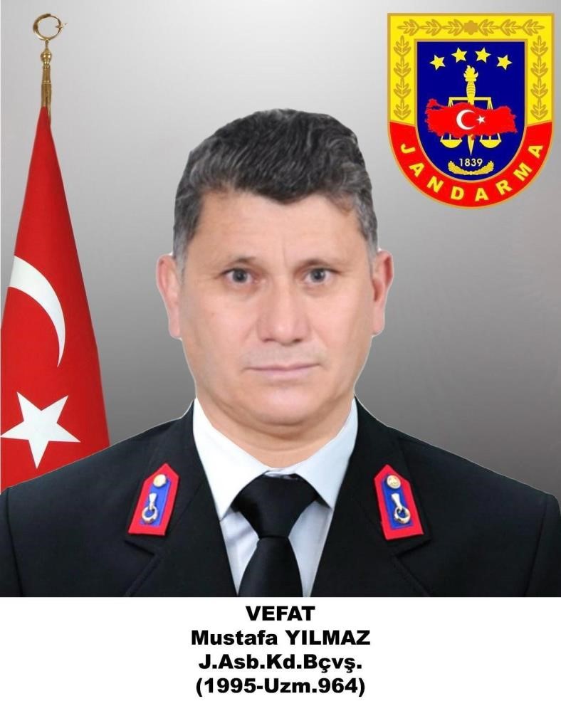 astsubay mustafa yilmaz son yolculuguna ugurlandi 7 Y8sHWOK6