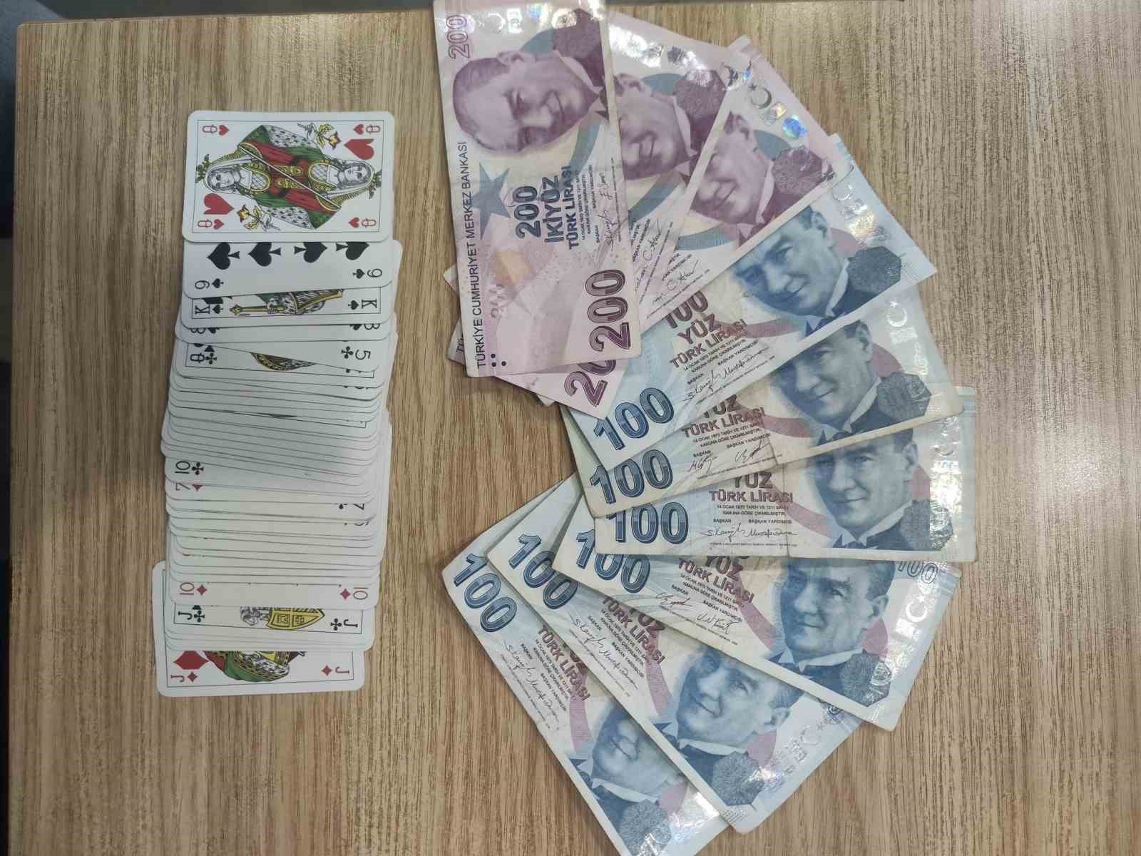 atakumda yilbasi tedbirleri kapsaminda kumar denetimi 0 NFqKPj2w