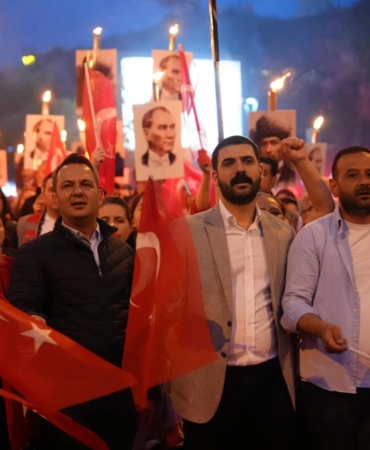 atasehirde-19-mayis-coskusu-meydanlara-tasti-OOpZ4D5k.jpg