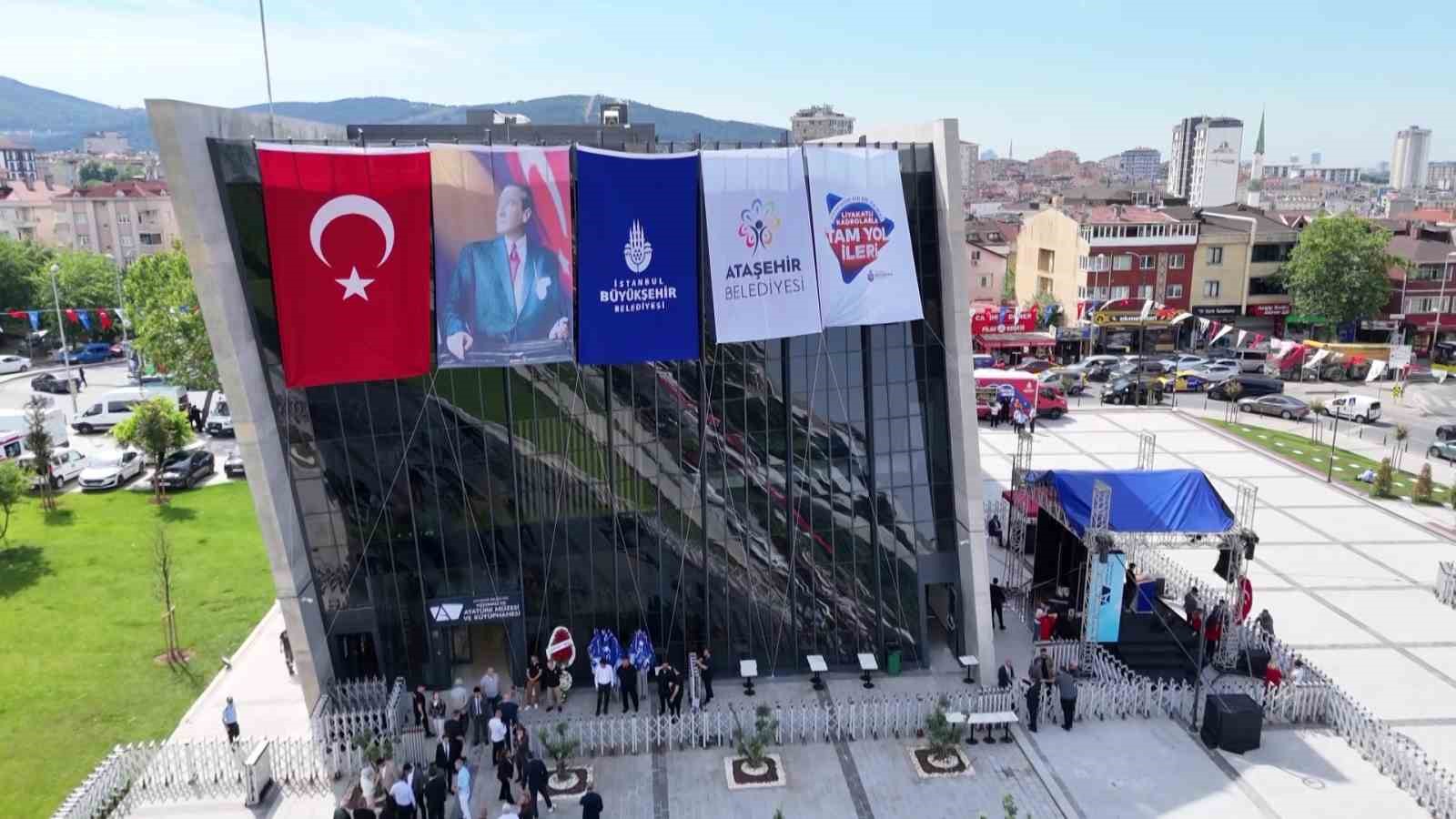atasehirde yuzuncu yil ataturk muzesi ve kutuphanesi ile icerenkoy meydani acildi 2 BO2iDRDS