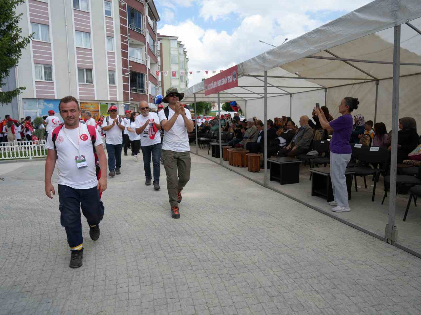 Atatürk ve İstiklal Yolu Yürüyüşü’nde katılımcılar, Seydiler ilçesine ulaştı 10 ataturk ve istiklal yolu yuruyusunde katilimcilar seydiler ilcesine ulasti 6 EGrr2TgZ