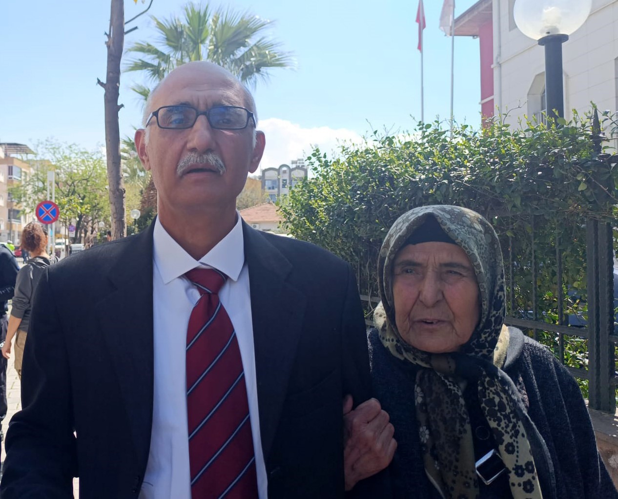 ataturke hakaret iddiasiyla yargilanan ogretmen beraat etti 1 gZ6zNguH
