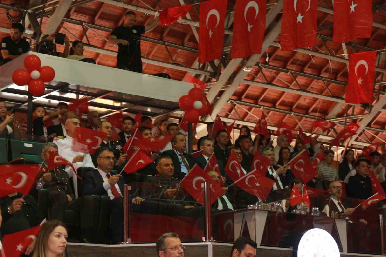 ataturku anma genclik ve spor bayrami coskuyla kutlandi 4 iE3Jaf72