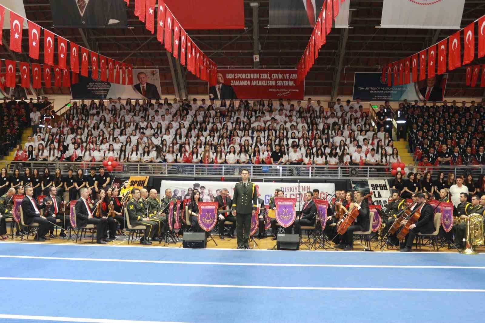 ataturku anma genclik ve spor bayrami coskuyla kutlandi 5 Q8FatwgK