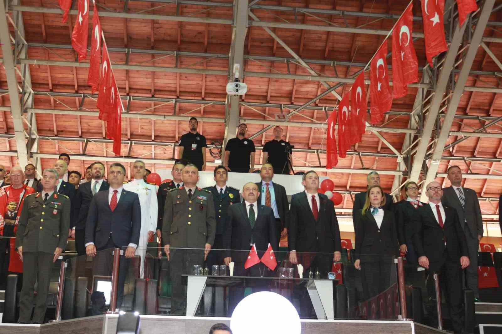 ataturku anma genclik ve spor bayrami coskuyla kutlandi 6