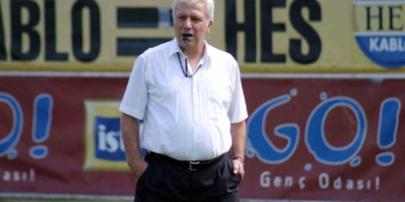 atay-aktug-hayatini-kaybetti-tFtgM5WX.jpg