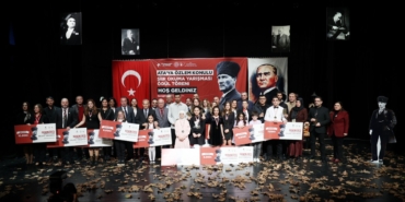ataya-ozlem-siir-okuma-yarismasinda-duygulu-anlar-yasandi-4pmFUX21.jpg