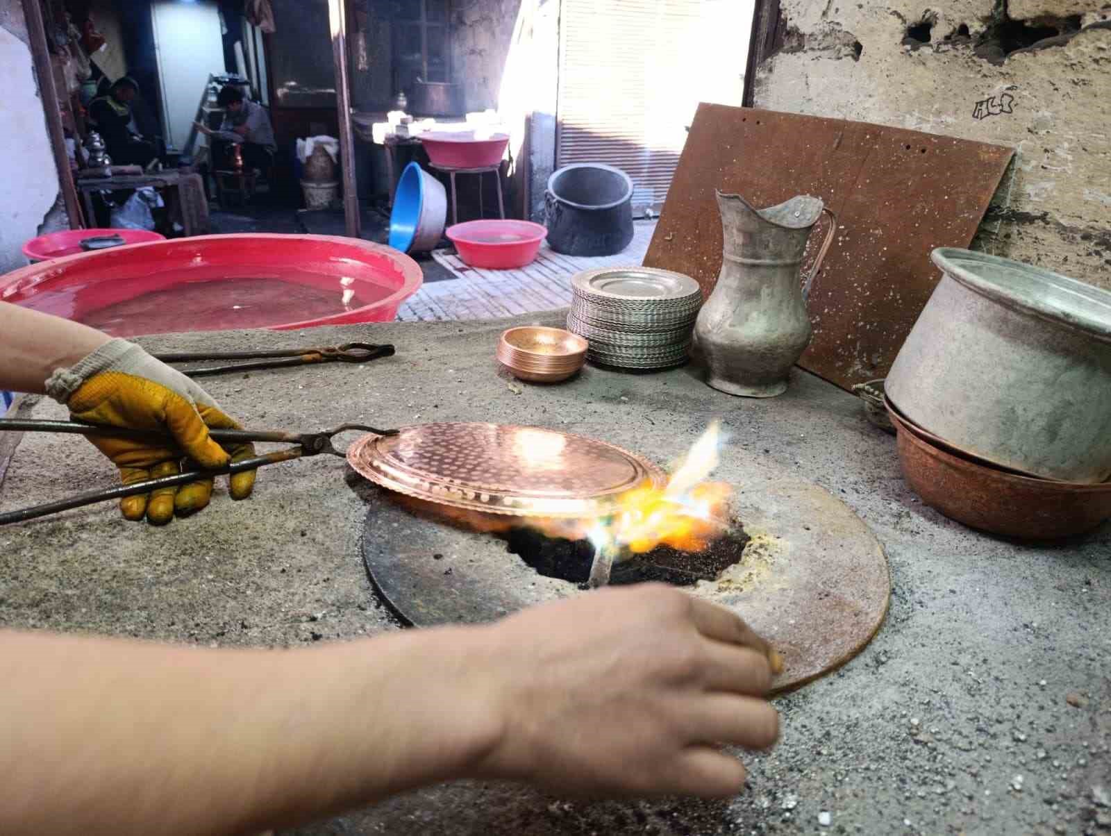ates sonmek uzere kalaycilik meslegi ciraksizliktan yok oluyor 1 rKRtiOn1