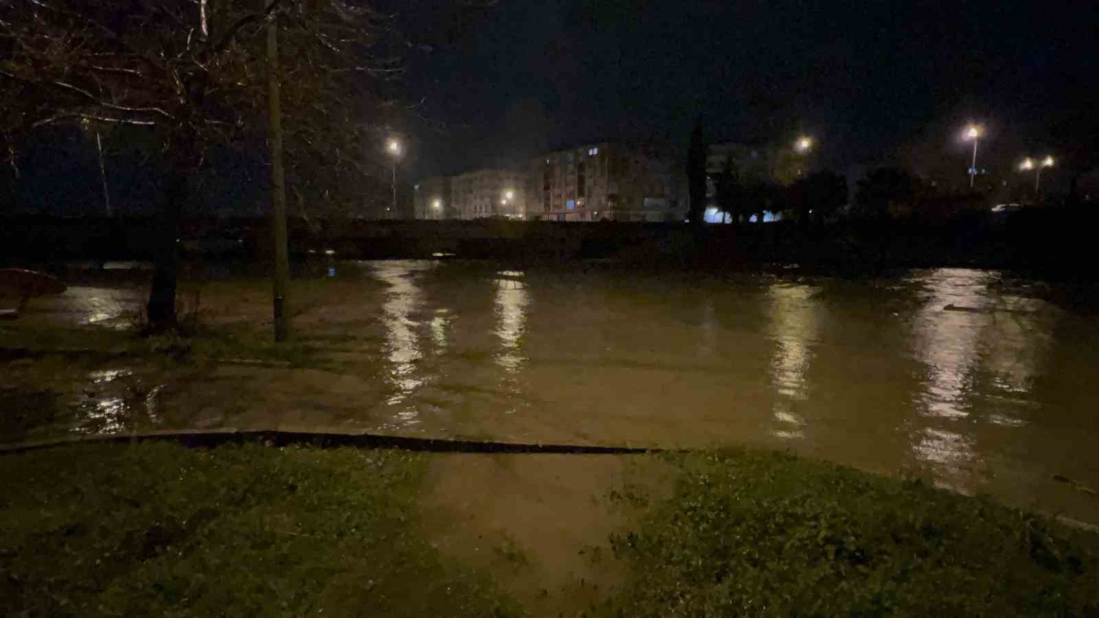 atikhisar baraji yuzde 100e ulasti saricay tasti 15 OU2pDjy8