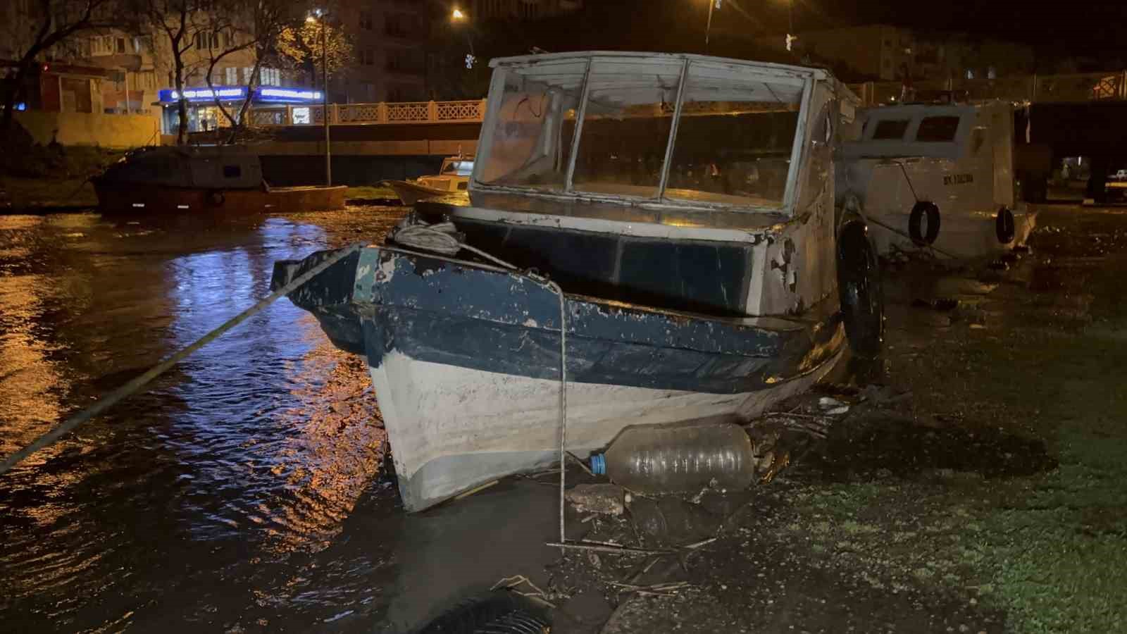 atikhisar baraji yuzde 100e ulasti saricay tasti 2 JhCqbtS7