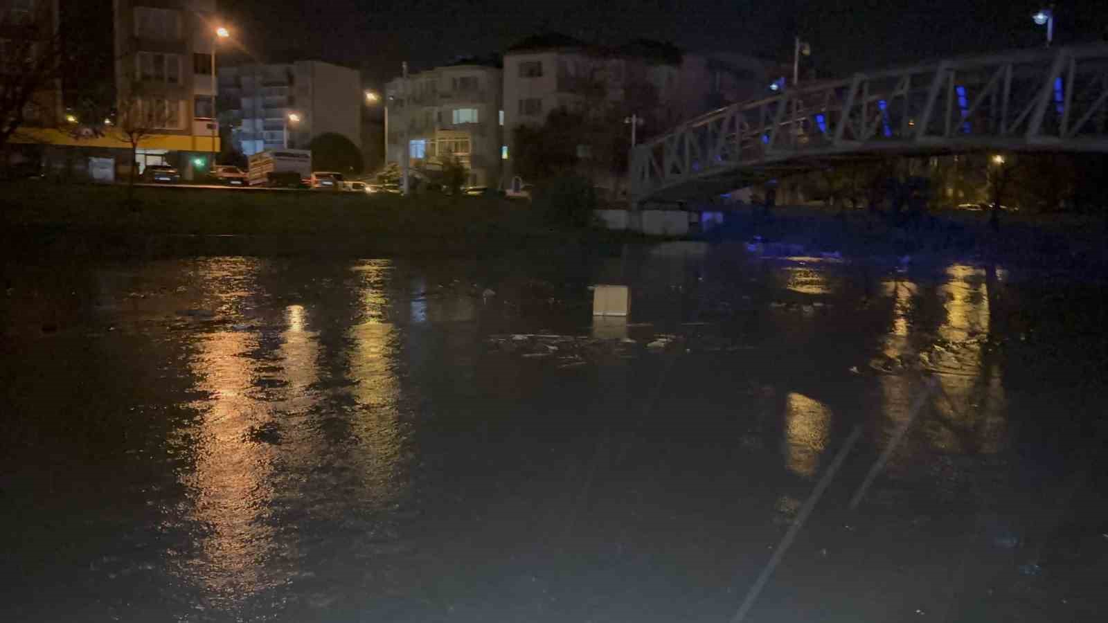 atikhisar baraji yuzde 100e ulasti saricay tasti 9 I4lGYfbd