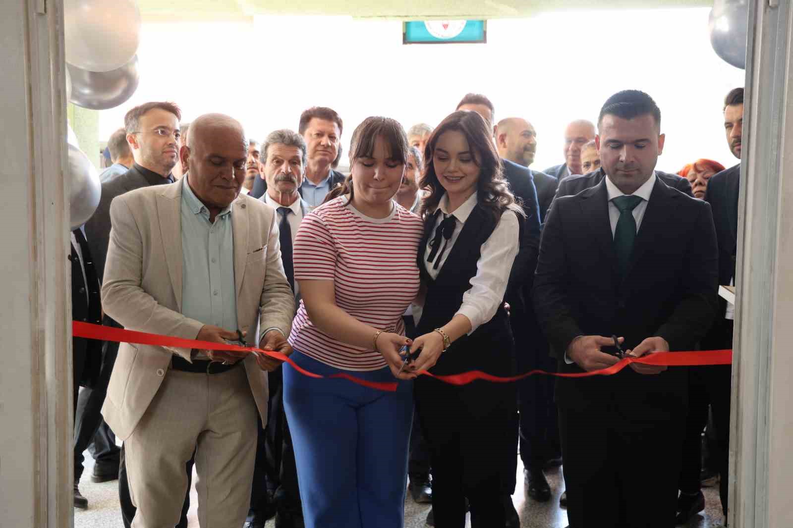 atil bina kadinlar icin sanat merkezine donustu 1 C8bZjvRF