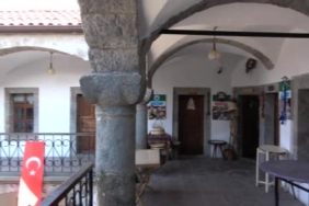 Padişah mesleğini yaşatan Gaziantepli ustaya ’Yaşayan İnsan Hazineleri’ ödülü 1 thumbnail