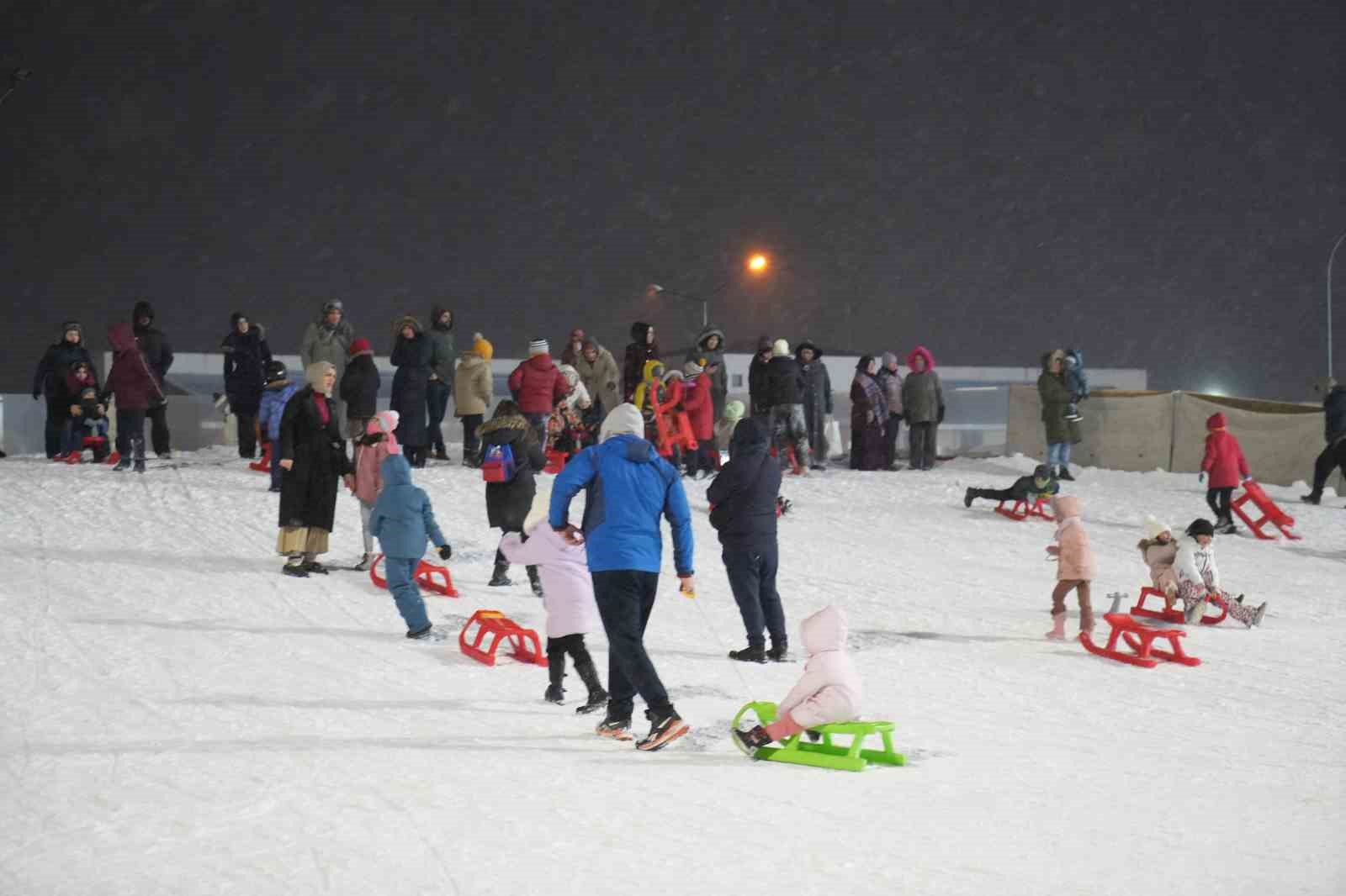 atlama kuleleri pistinde kizak keyfi 9 P5dOBYZt