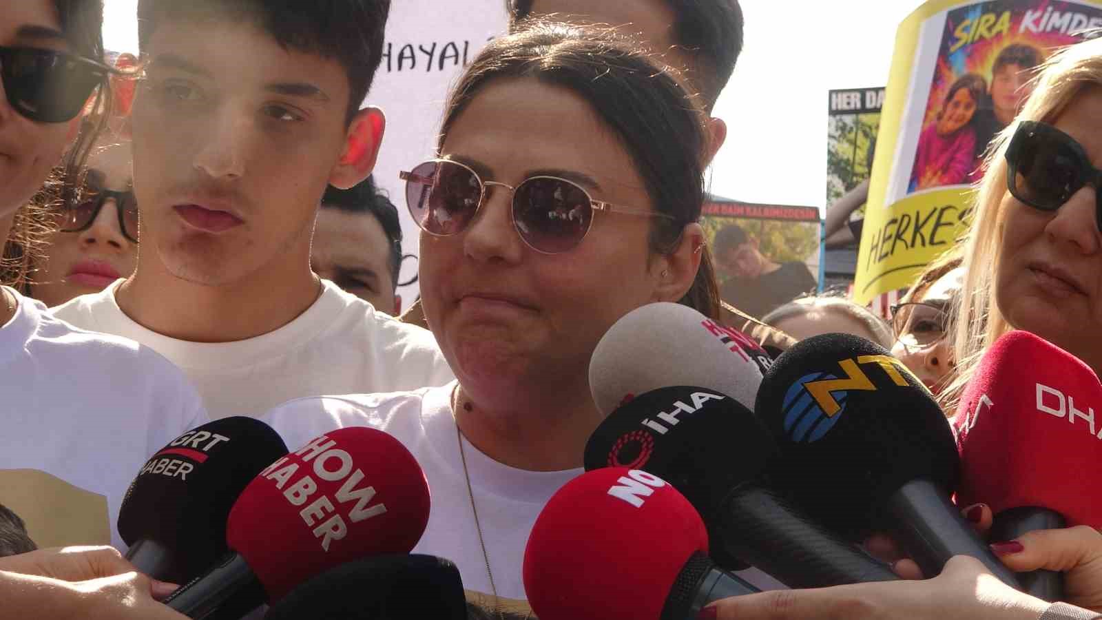 Atlas Çağlayan’ın acılı annesi: "Bu katillerin aileleriyle görüşmesini istemiyoruz" 6 atlas caglayanin acili annesi bu katillerin aileleriyle gorusmesini istemiyoruz 2