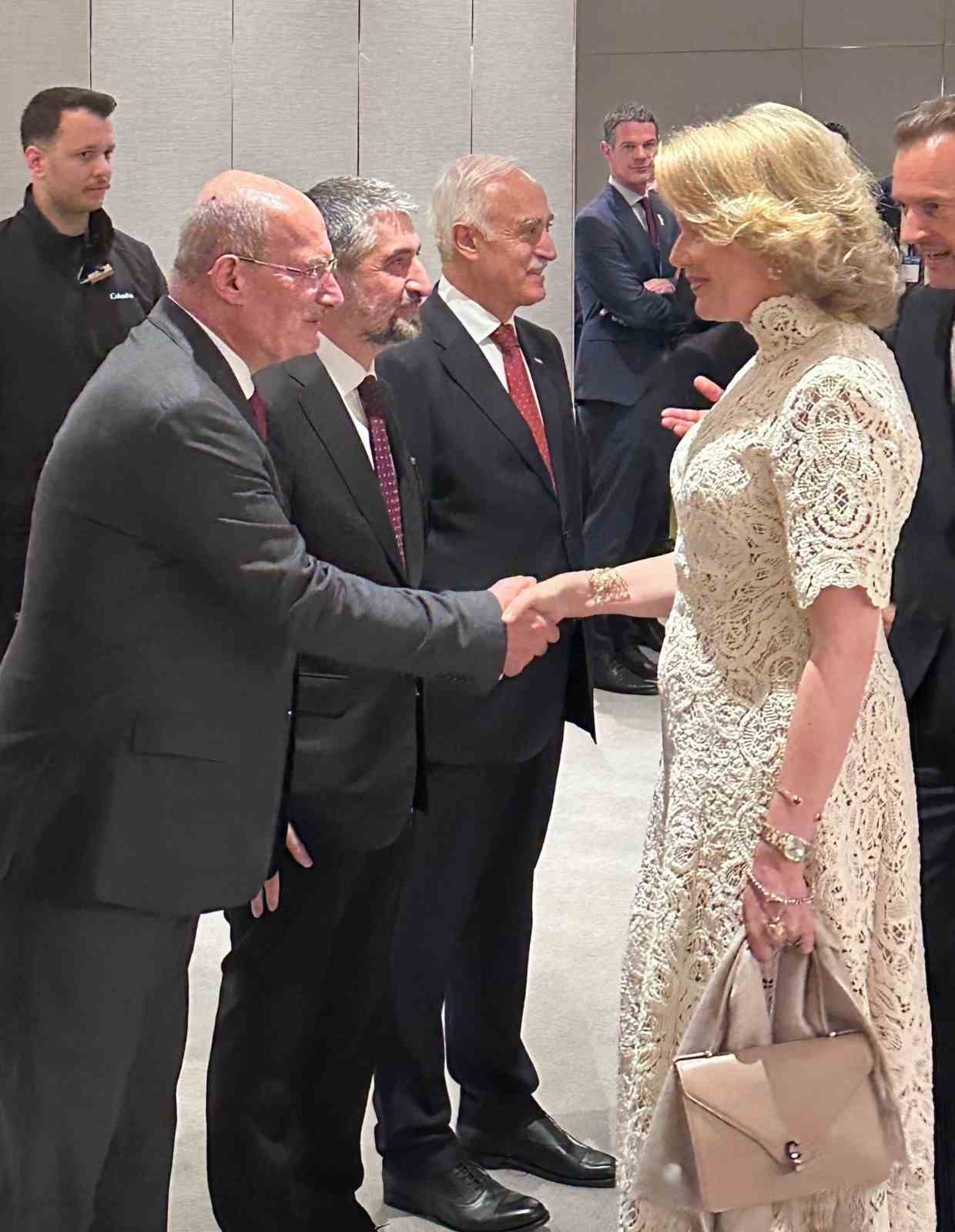 ato baskani baran belcika ile ticari ve ekonomik iliskilerimizi daha da yukarilara tasimak icin kFK7GMh8