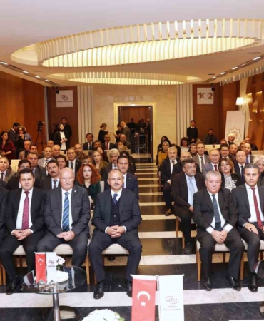 ato-baskani-baran-mesleki-egitim-bizzat-is-dunyasi-ile-ayni-masada-bulusuyor-qI3VfDkZ.jpg