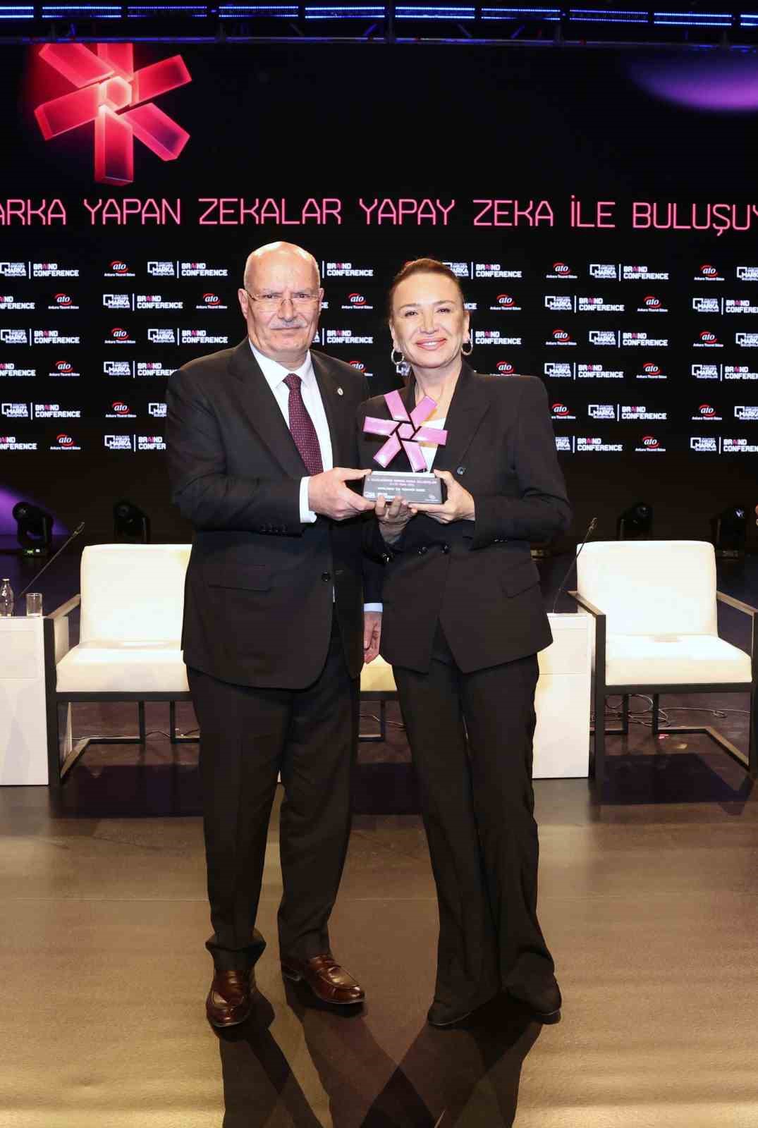 ato baskani baran sinema ve dizi sektorunun sorunlarina cozum icin her turlu destegi vermeye sOf9jSTa