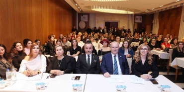 atodan-kuafor-ve-guzellik-sektoru-icin-makyaj-egitimi-kFqfcSWE.jpg