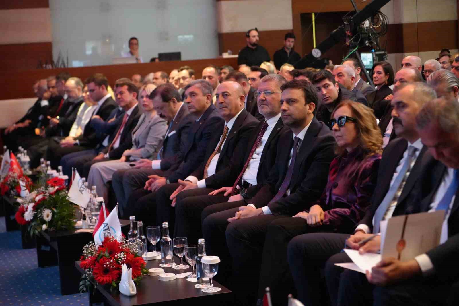 ATSO’nun 144. yılında ekonomi ve Antalya uyarısı: "Deniz trafiğimizi arttırarak, karayolu sıkışıklığımızı bir şekilde azaltalım" 6 atsonun 144 yilinda ekonomi ve antalya uyarisi deniz trafigimizi arttirarak karayolu sikisikligimizi bir sekilde