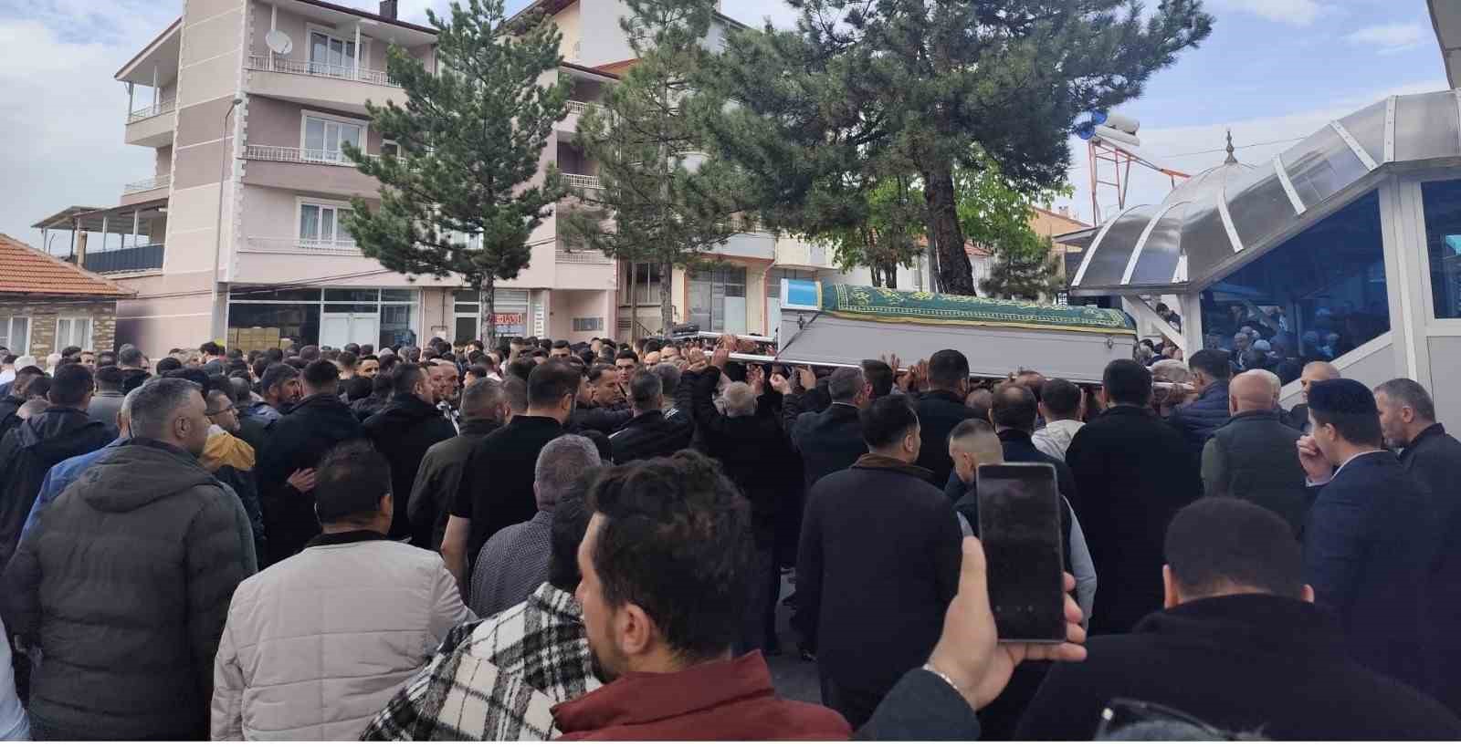 av tufegiyle ates edilmesi sonucu hayatini kaybetti 1