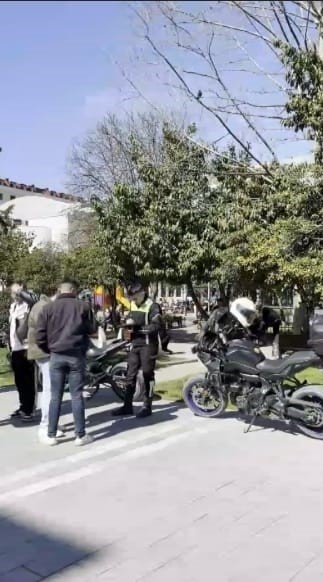avcilarda polis cevirmesine giren motosikletliye 226 bin lira ceza kesildi 1 lQPBk58p