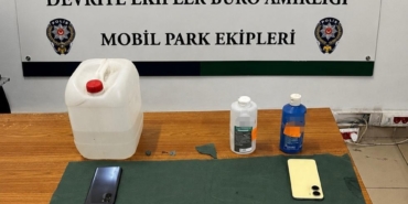 avcilarda-tirabzan-hirsizligi-suphelileri-yakalandi-pecete-olarak-tabir-edilen-uyusturucu-madde-ele-gecirildi-MjLA9DJG.jpg