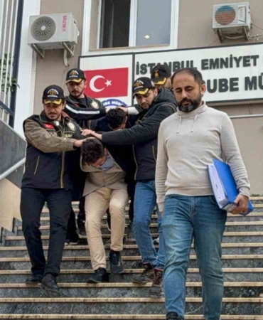avcilarda-trafik-kazasi-sonrasi-taraflar-arasindaki-hasar-tartismasi-cinayetle-bitti-supheliler-yakalandi-IT8hsvcL.jpg