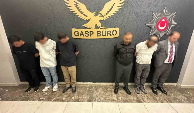 avmde-sozde-denetim-yapan-6-supheli-ankarada-yakalandi-8GK3rhOu.jpg