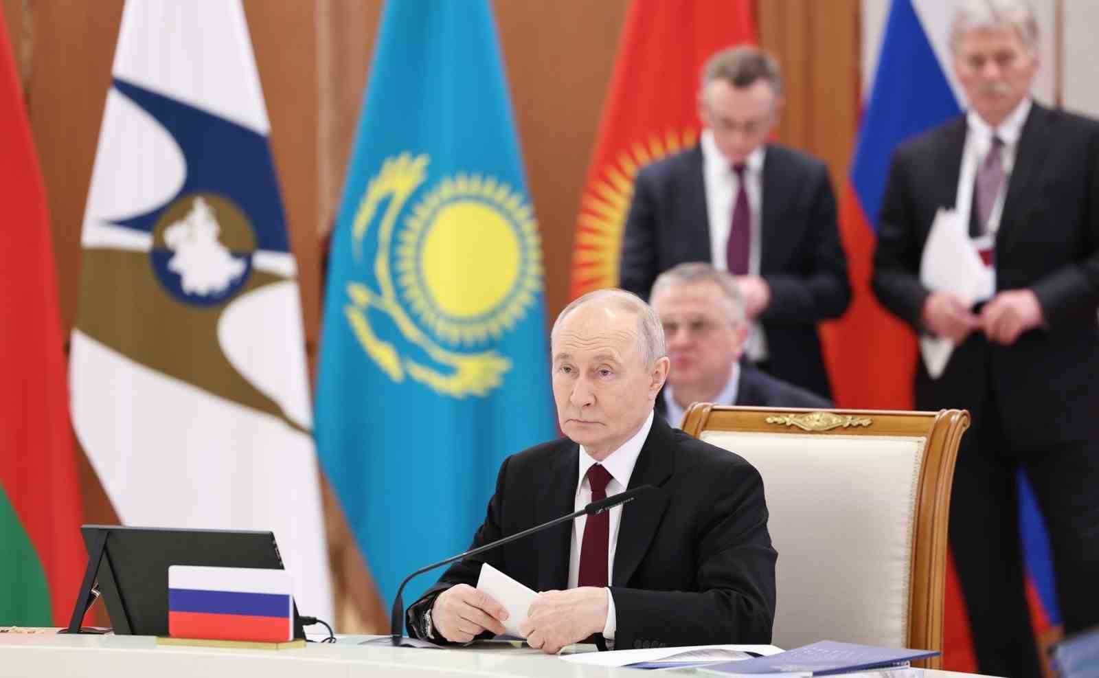Avrasya Ekonomik Birliği üyesi ülkelerin liderleri Astana’da bir araya geldi 16 avrasya ekonomik birligi uyesi ulkelerin liderleri astanada bir araya geldi 12 U6Q7wgh7