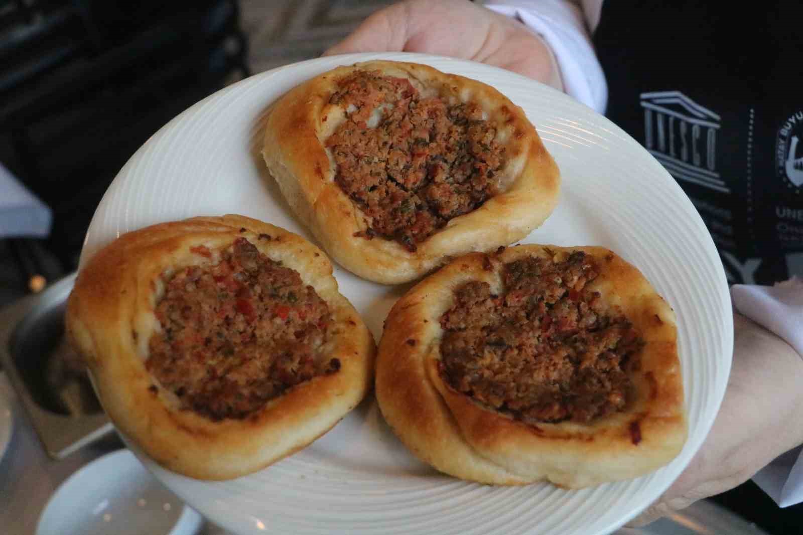avrupa birliginden tescilli kaytaz boregi el maharetiyle lezzet buluyor 1 jr4wKris