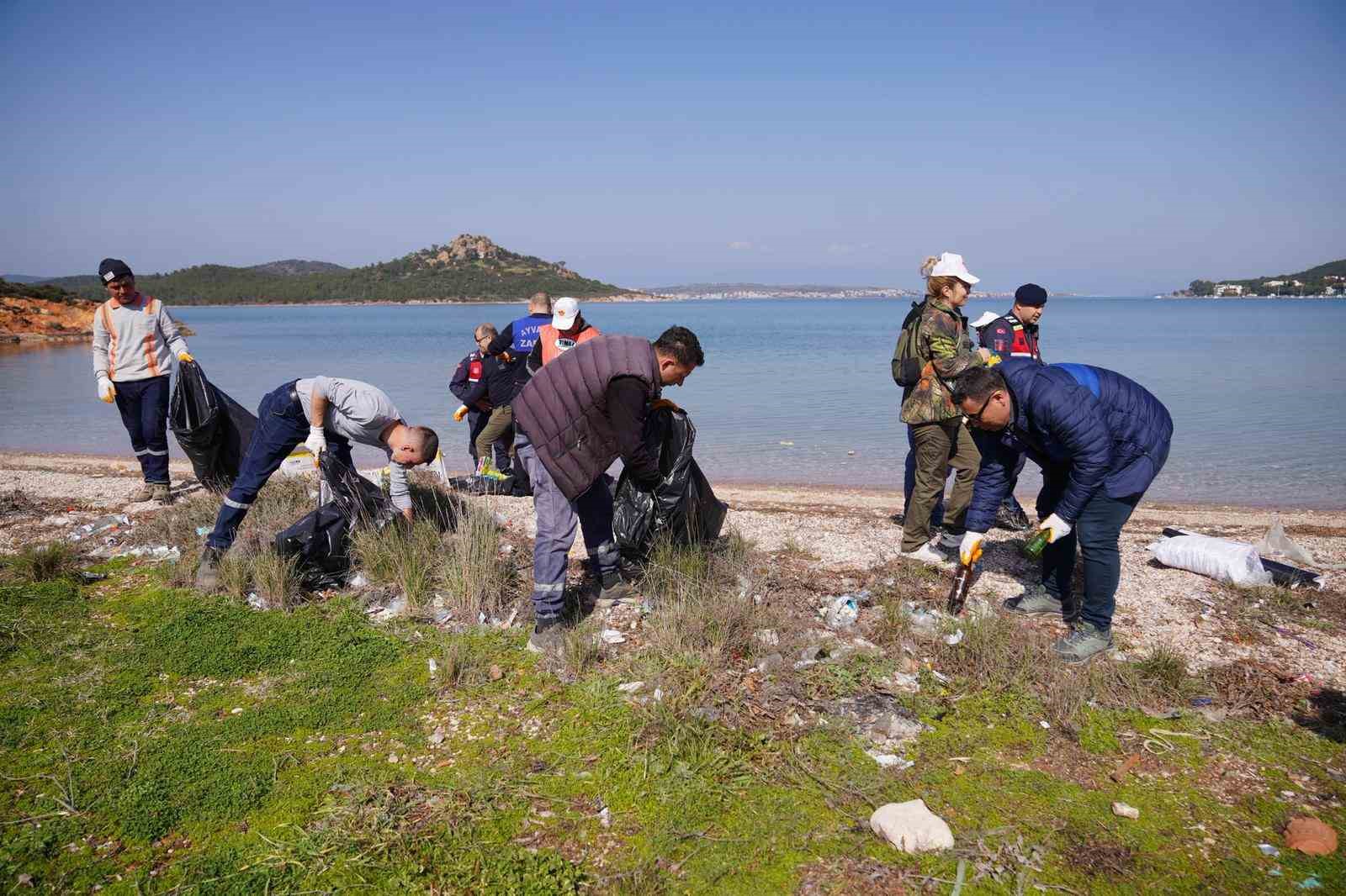 avrupa cevre ajansi deniz copleri izleme programi kapsaminda ayvalikta temizlik seferberligi 1 myczWRzN