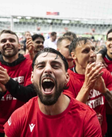 avrupa-futbolunda-bu-sezon-on-yillarca-suren-sampiyonluk-hasretleri-bitti-MZ1lsrr5.jpg