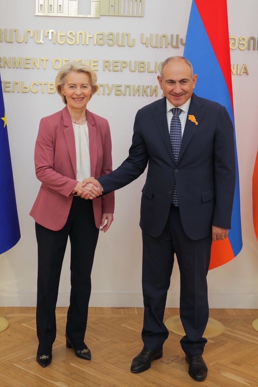 Avrupa Komisyonu Başkanı Leyen, Paşinyan ile görüştü 5 avrupa komisyonu baskani leyen pasinyan ile gorustu 1 uaCz6LmE