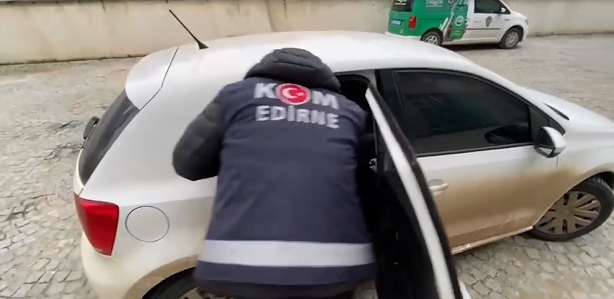avrupadan kacak getirilen 128 el sanati eser ele gecirildi 4 bY9dsVw2