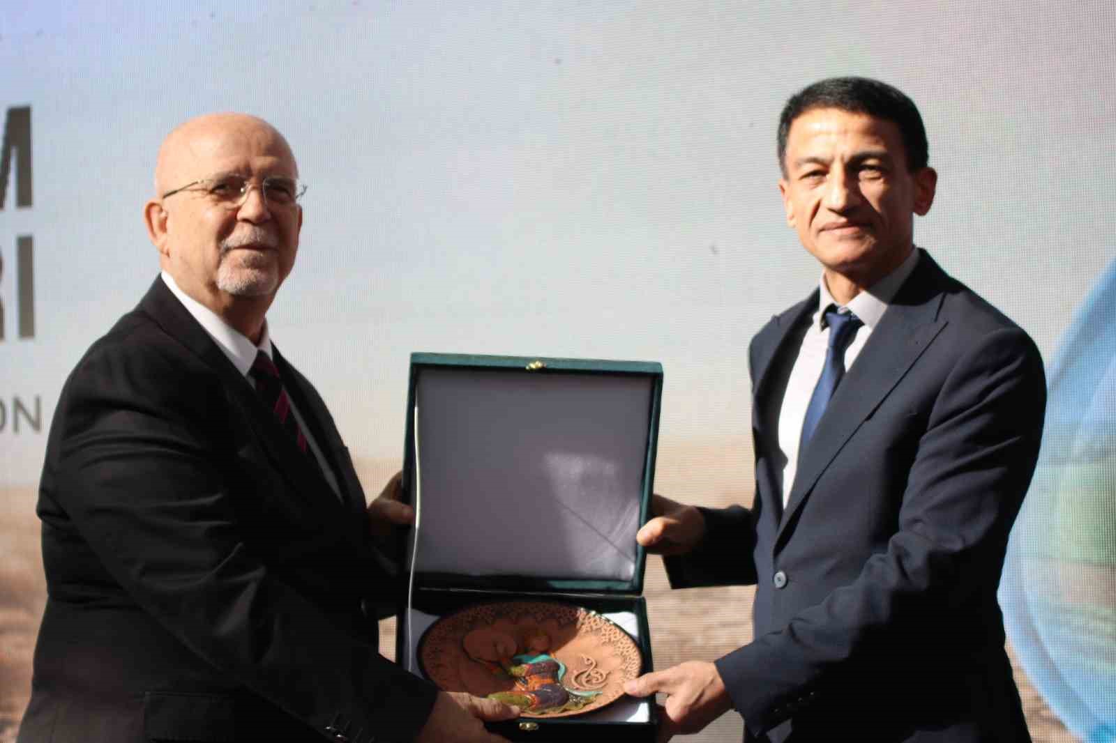 avrupanin dev tarim fuari agroexpo izmirde kapilarini acti 3 yfvZEzN7