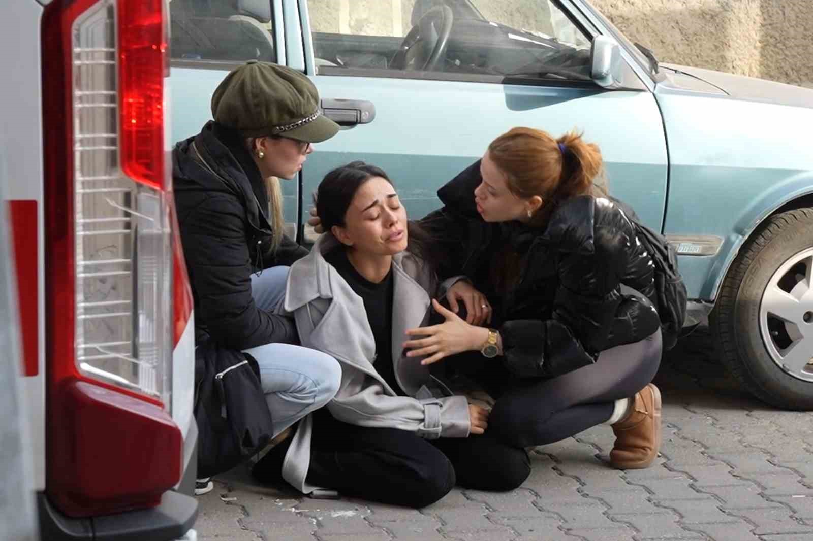 avukatlik burosunda kayinpeder dehseti gelinin kiz kardesini oldurdu gelinini agir yaraladi 2 Cyf2bPCV