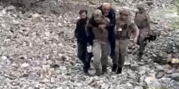 ayagini-burkan-sahsi-jandarma-sirtinda-tasidi-lFab66hN.jpg