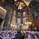 ayasofya-camiinde-15-temmuz-sehitleri-icin-253-hafiz-tarafindan-hatim-duasi-okundu-91jtr8jL.jpg