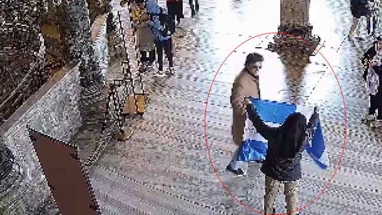 ayasofya camiinde provakasyon 0 8sjaDHKY