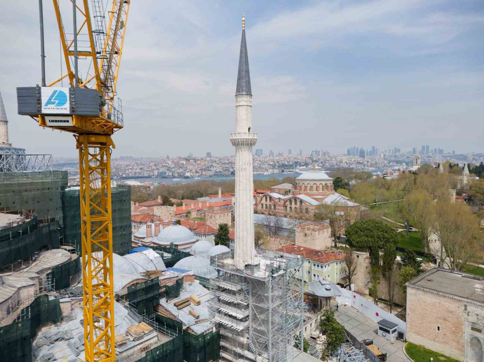 ayasofyanin kuzeydogu minaresinde restorasyon tamamlandi 0 an2ZBejY