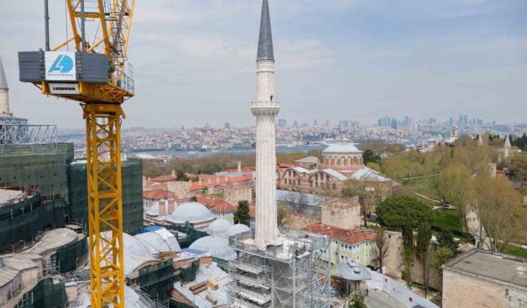ayasofyanin-kuzeydogu-minaresinde-restorasyon-tamamlandi-ICJZDXAI.jpg