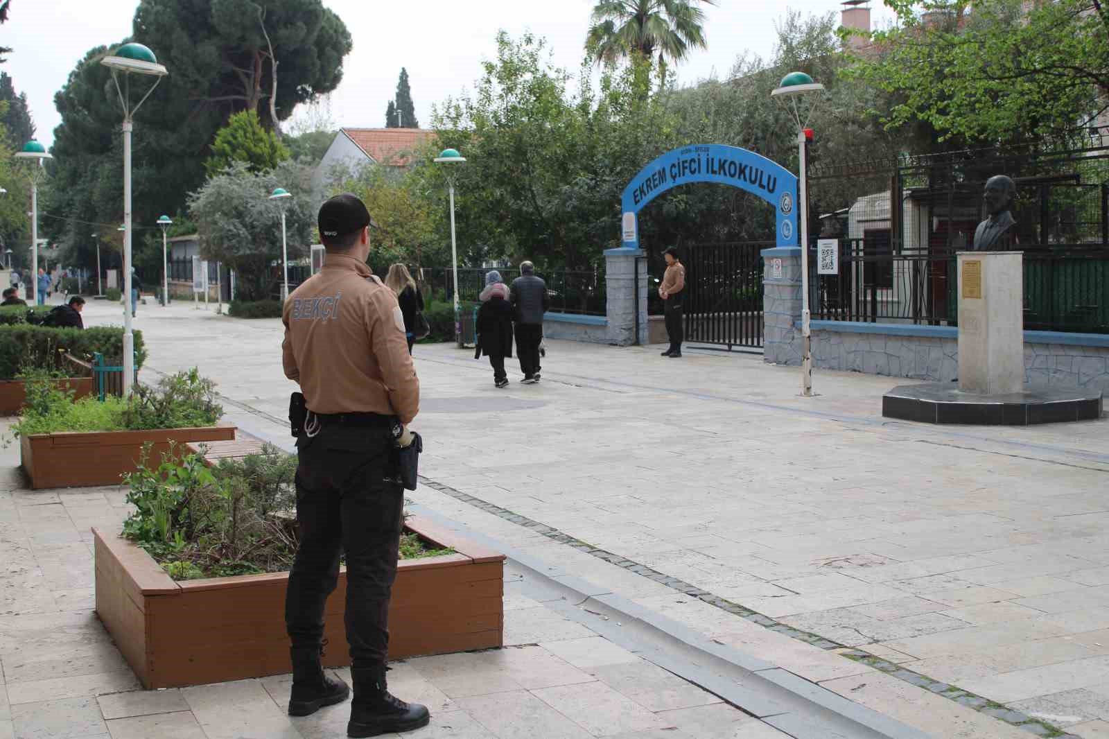 aydinda okullarda guvenlik en ust seviyeye cikarildi 4 CK6uiv1V