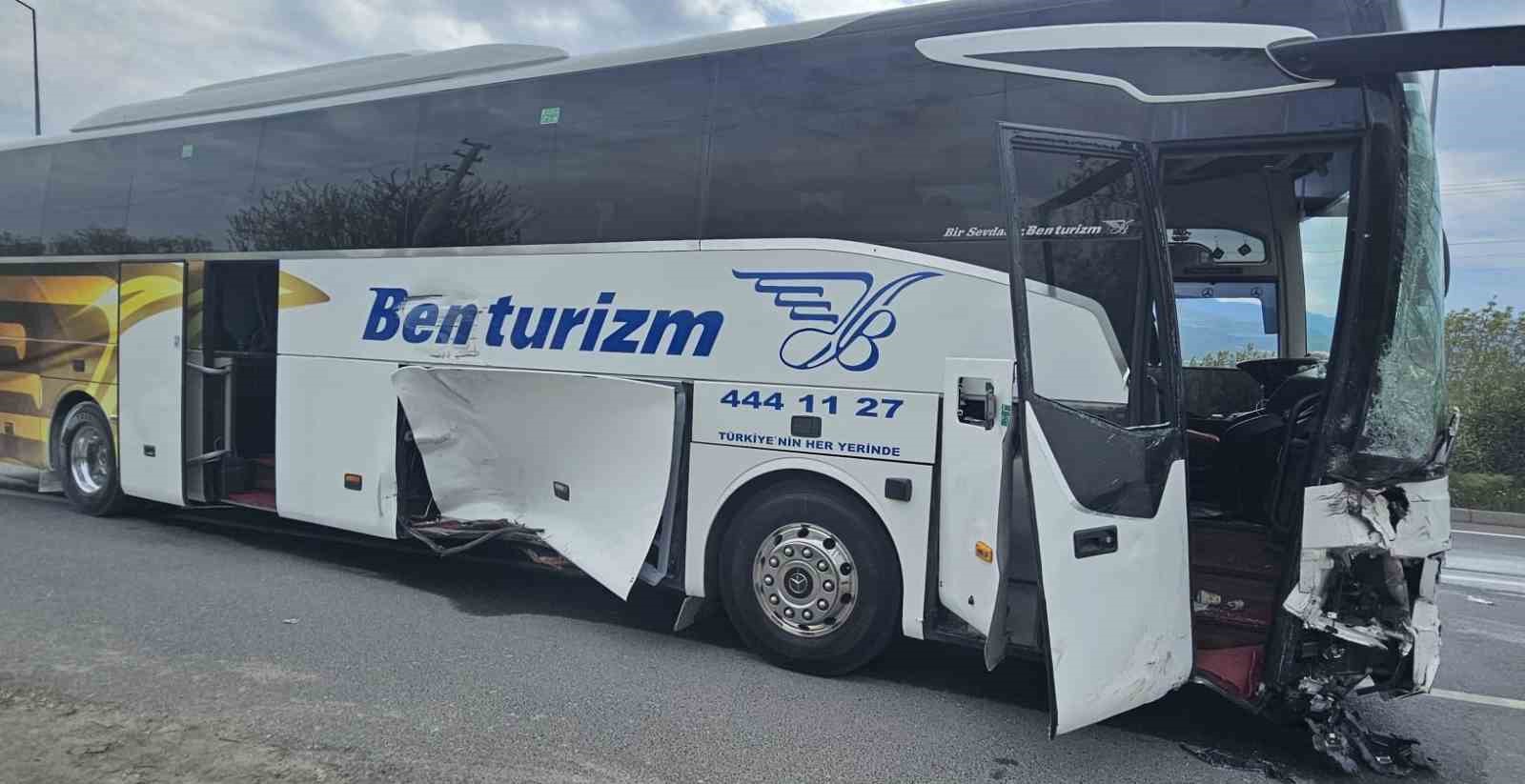 Aydın’da zincirleme trafik kazası: 1 ölü, 2 yaralı 4 aydinda zincirleme trafik kazasi 1 olu 2 yarali 0