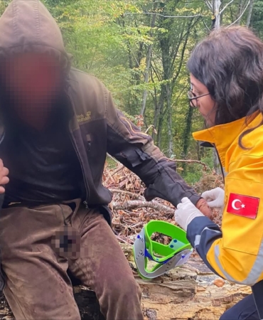 ayinin-saldirisina-ugrayan-vatandas-icin-ekipler-seferber-oldu-W8IvHEV1.jpg