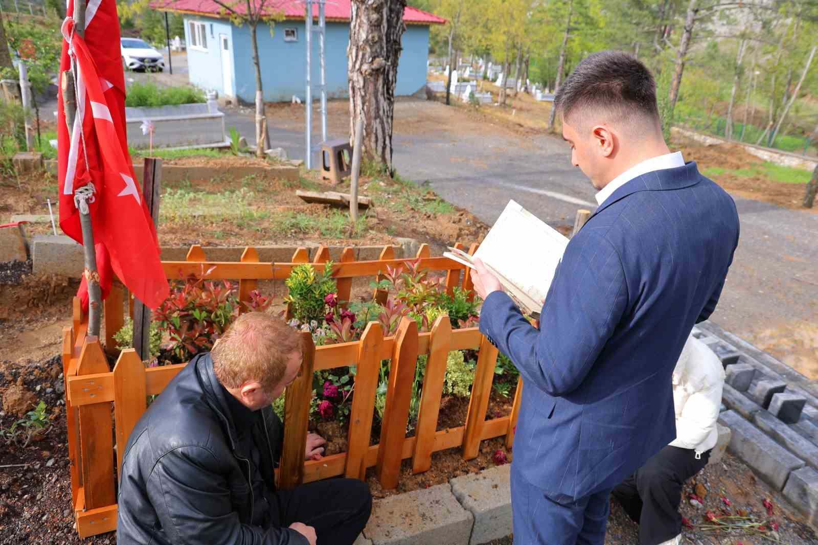 ayla ogretmenin oglu anneler gunune buruk girdik 3
