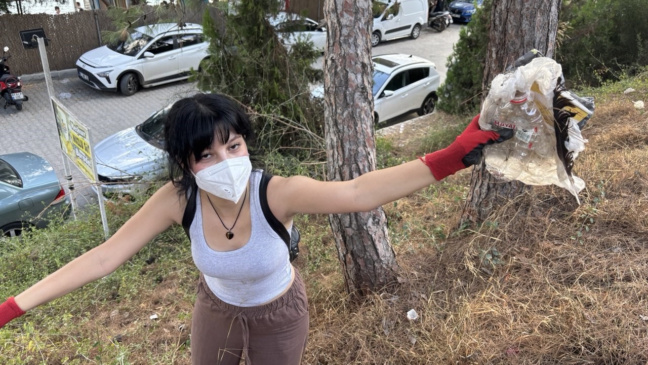 aylarca belediye temizlemedi vatandas bir gunde temizledi 3